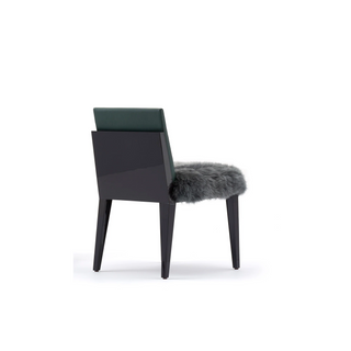 STRUCTURED LACQUER CHAIR